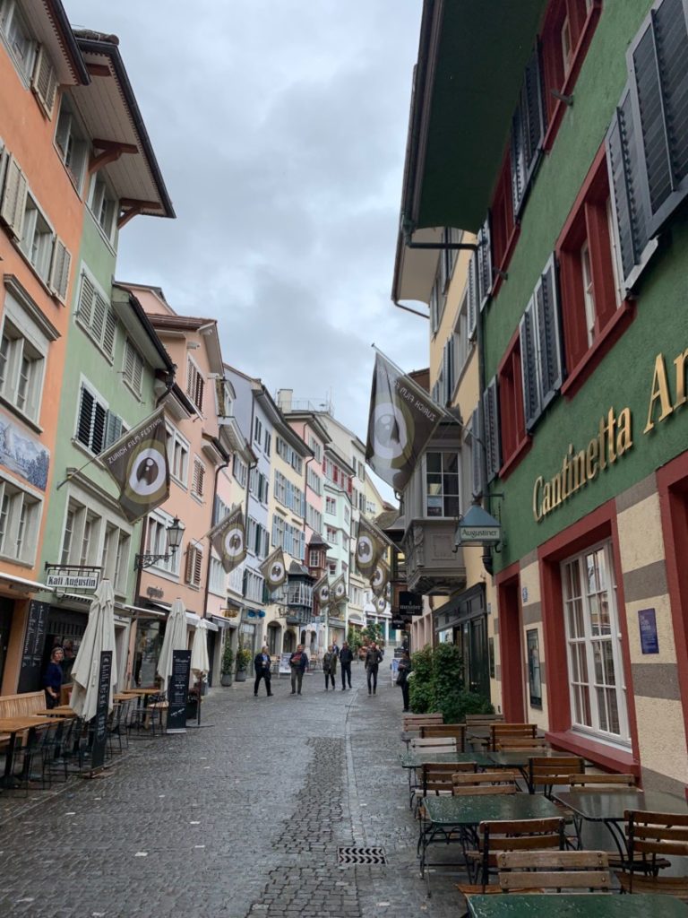 streets in zurich switzerland