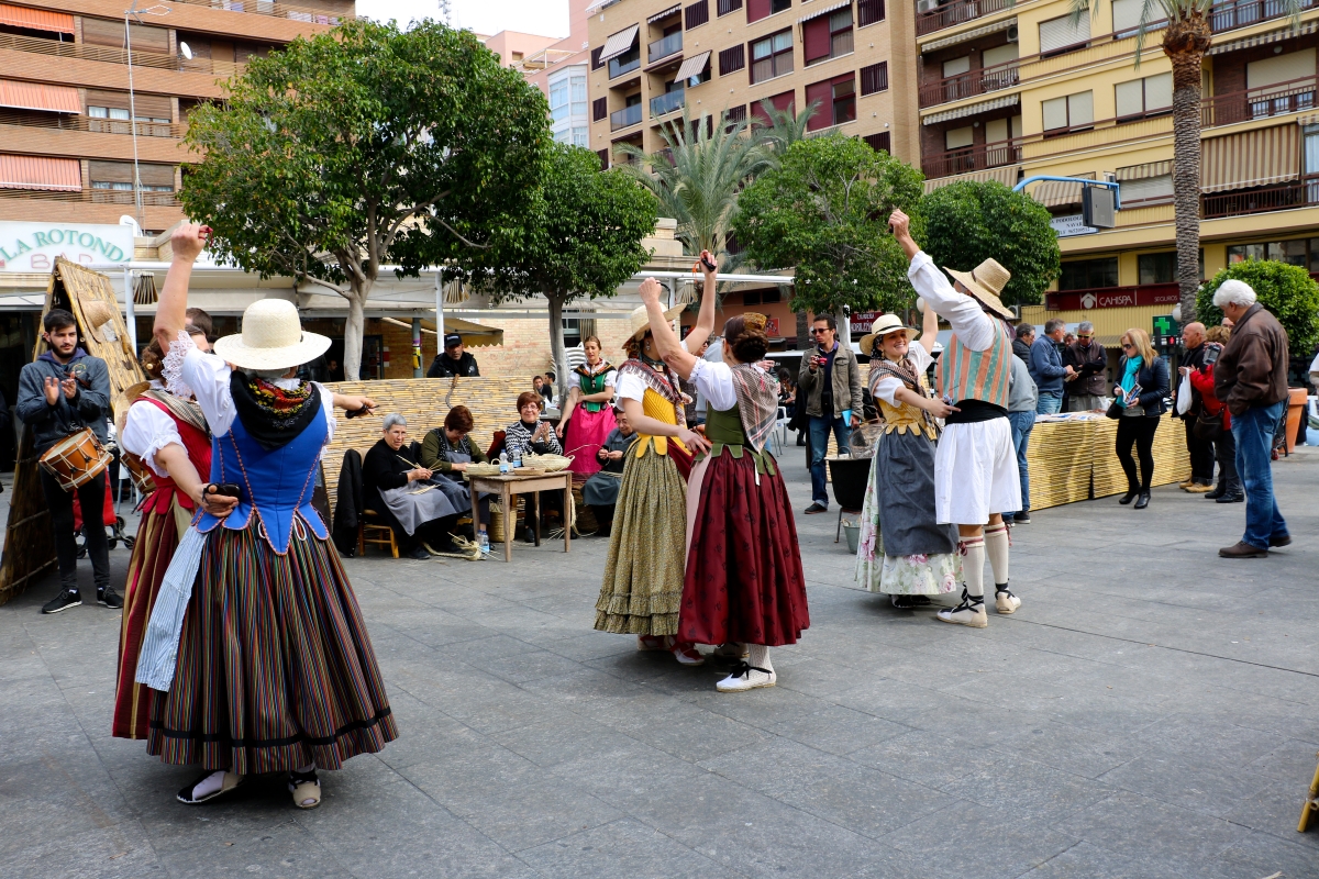 traditional dancers at the market