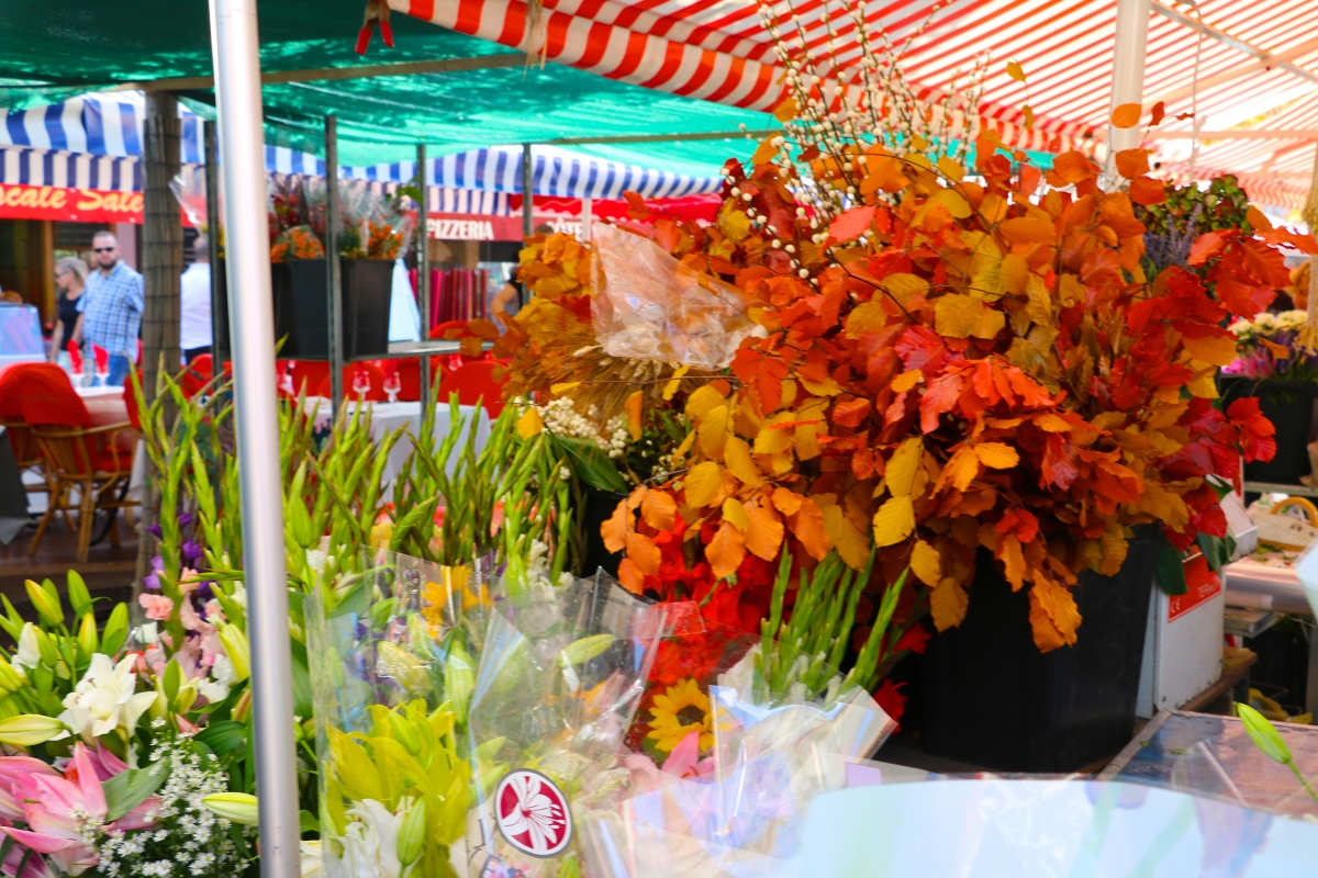 Flower Market        
