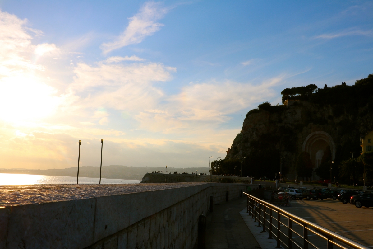 Walking to the Sea        