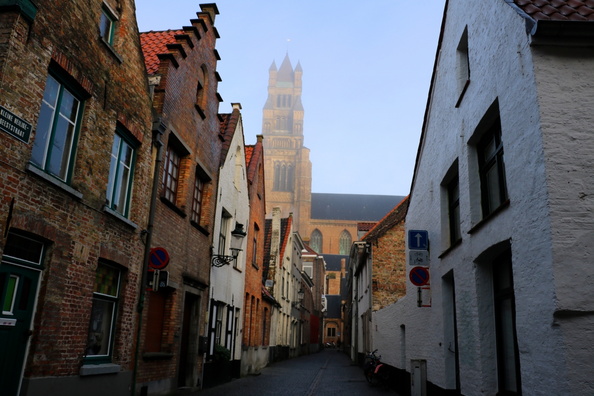 Brick buildings around Markt Square